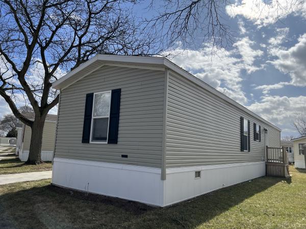 2021 Champion - Topeka Mobile Home
