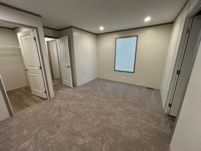 Photo 3 of 8 of home located at 14 Woodmoor Court Leavenworth, KS 66048