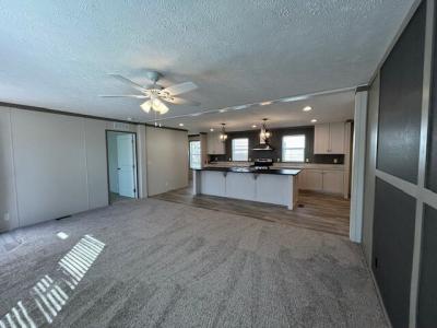 Photo 4 of 8 of home located at 42 Woodmoor Court Leavenworth, KS 66048