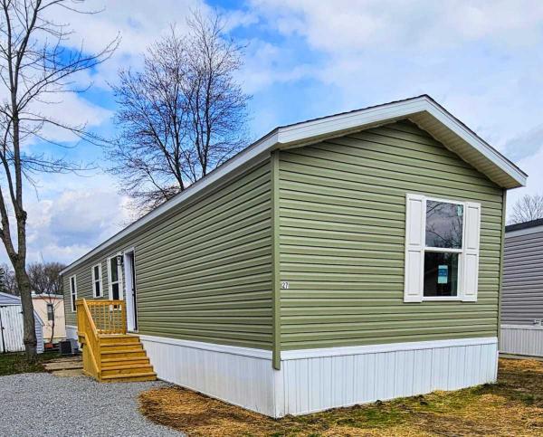 Photo 1 of 2 of home located at 1480 Fay Rd., #27 Loveland, OH 45140