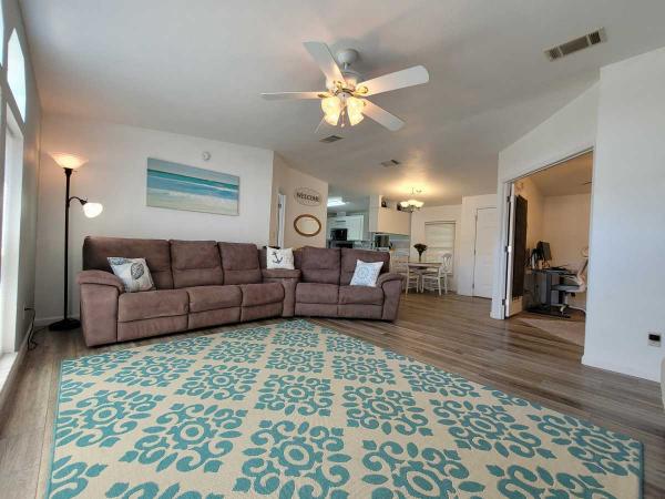 2005 Jacobsen Manufactured Home