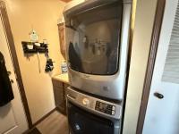 2001 COMMODORE BONUS ROOM Manufactured Home