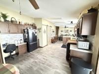 2001 COMMODORE BONUS ROOM Manufactured Home