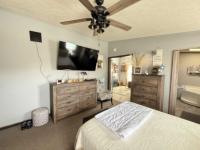 2001 COMMODORE BONUS ROOM Manufactured Home