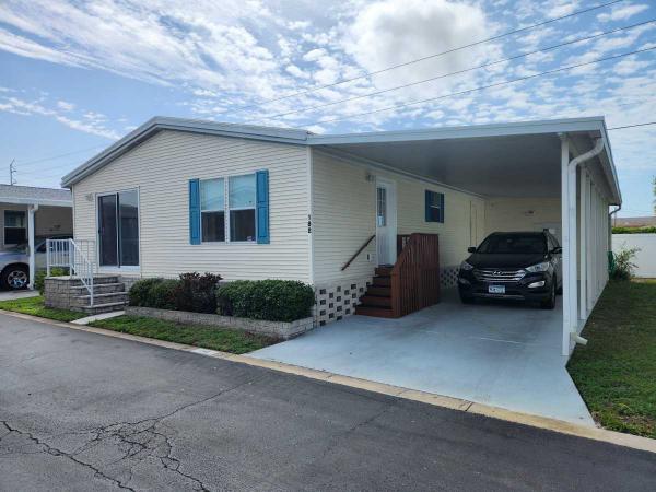 Photo 1 of 2 of home located at 5200 28th Street North #182 Saint Petersburg, FL 33714