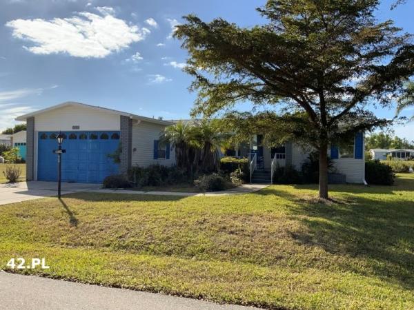 Photo 1 of 2 of home located at 10841 Meadows Ct, #42B North Fort Myers, FL 33903