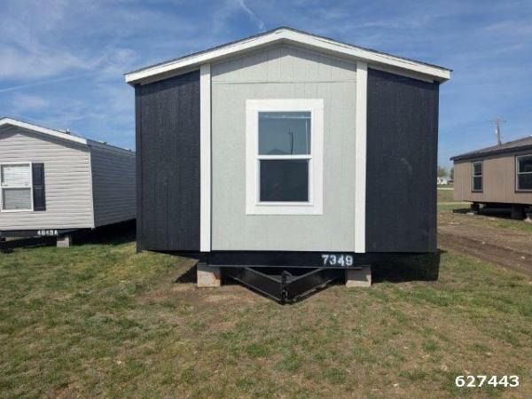 Photo 1 of 2 of home located at Crazy Red's Mobile Homes 8451 Palmer Ln Ponder, TX 76259