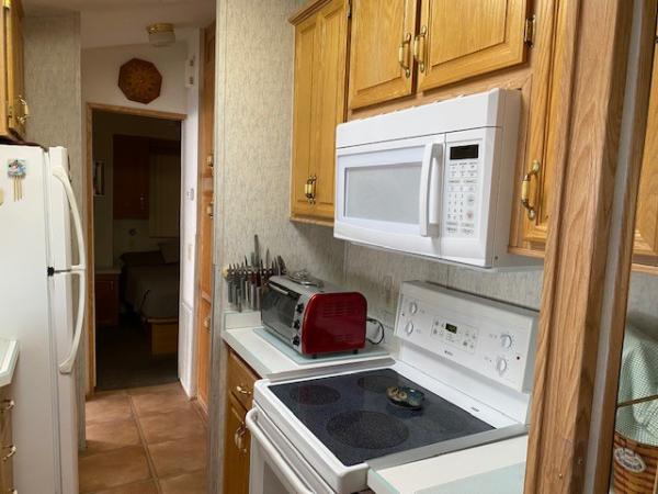 1996 Park Manufactured Home