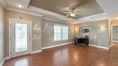 Photo 2 of 18 of home located at 650 Cedar Ln Lady Lake, FL 32159