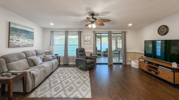 1989 CHAN Mobile Home