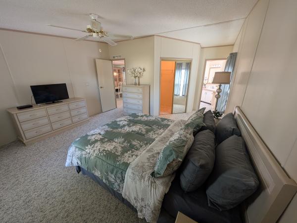 1992 Mobile Home