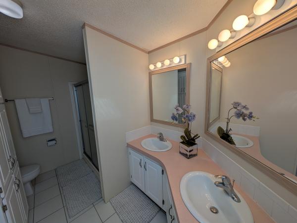 1992 Mobile Home