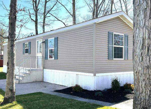 Photo 1 of 2 of home located at 2110 Mayslanding Rd. Lot 32 Millville, NJ 08332