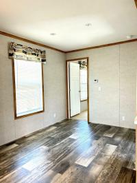 2024 Redman 101 122RENW-1666H22193  Home