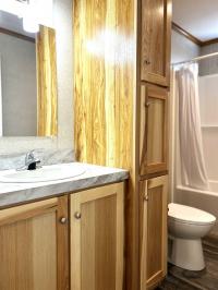 2024 Redman 101 122RENW-1666H22193  Home