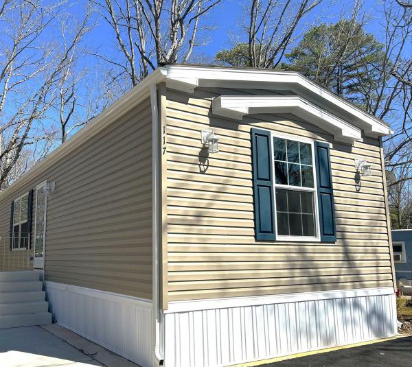 Photo 1 of 2 of home located at 2110 Mayslanding Rd. Lot 117 Millville, NJ 08332