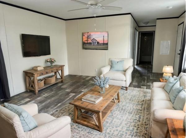 2023 Clayton - Wakarusa Mobile Home