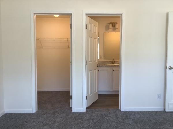 2022 Clayton 58FRE28483CH22 Mobile Home