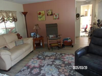 Photo 5 of 11 of home located at 3513 Woodcrest Drive Riverview, FL 33578