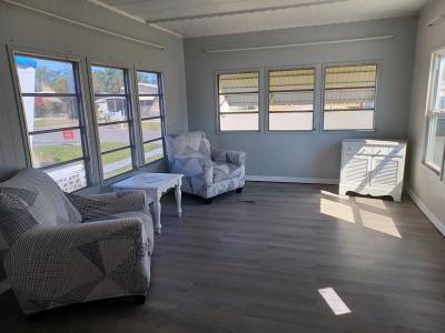 Photo 5 of 18 of home located at 11 Imperial Avenue Palmetto, FL 34221