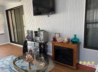 1985 COUN  Home