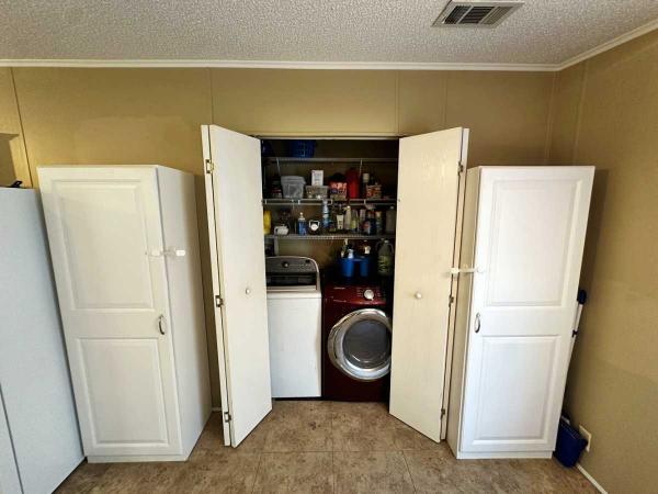 2000 Mert Mobile Home
