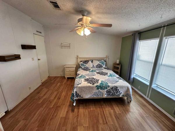 2000 Mert Mobile Home