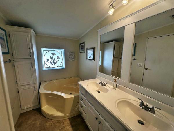2000 Mert Mobile Home