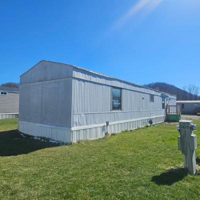 Photo 4 of 19 of home located at 285 Discovery Ln Beverly, WV 26253