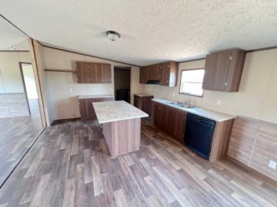 Photo 2 of 15 of home located at 16071 Old Greensboro Road Moundville, AL 35474