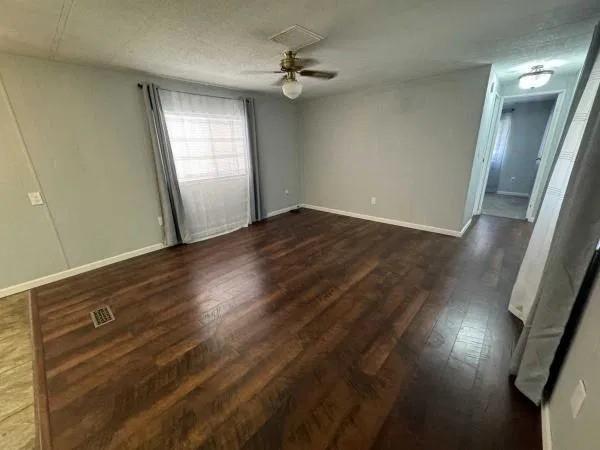 1980 Cavco Manufactured Home