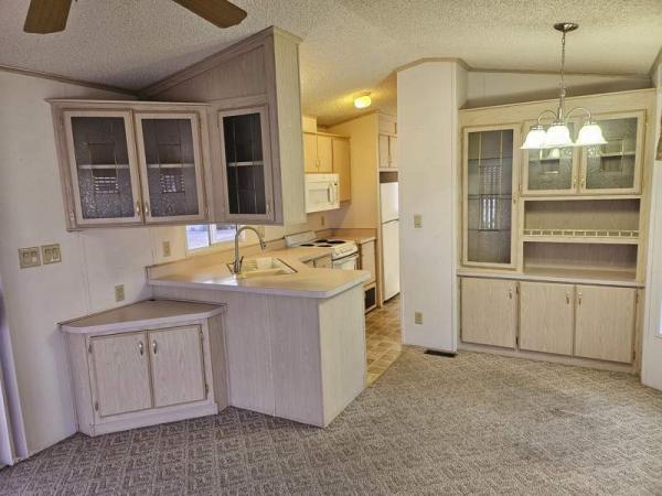 1991 Cavco Manufactured Home