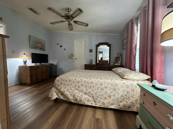 1991 Palm Harbor 2057 Mobile Home