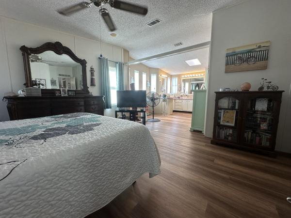 1991 Palm Harbor 2057 Mobile Home