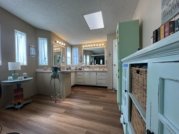 1991 Palm Harbor 2057 Mobile Home