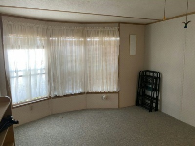 Photo 5 of 12 of home located at 1023 Dogwood Cir. Wildwood, FL 34785