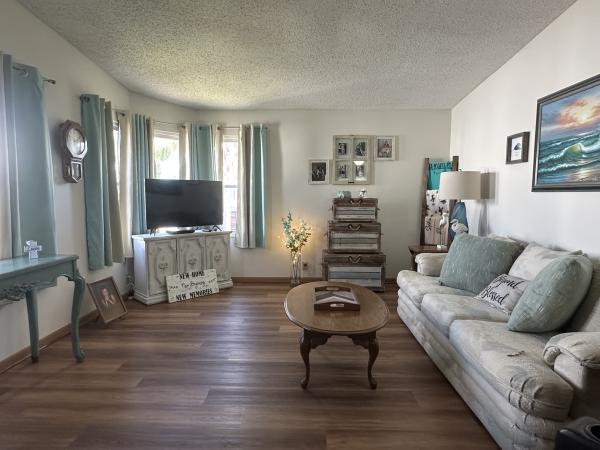 1991 Palm Harbor 2057 Mobile Home