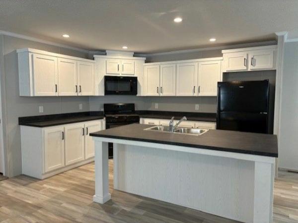2025 Champion Dutch Aspire Mobile Home