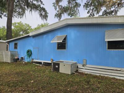 Photo 6 of 18 of home located at 9705 Hickory Hollow Rd Lot 59 Leesburg, FL 34788