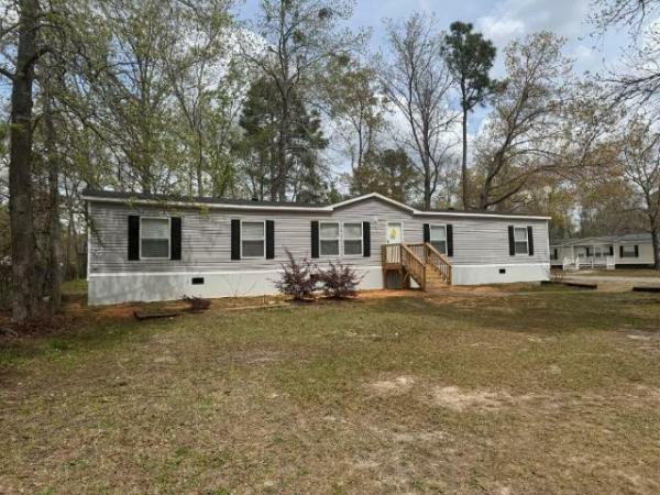 Photo 1 of 2 of home located at 4541 Oak Rd Sumter, SC 29154