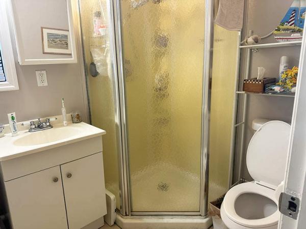 1990 Fleetwood Manufactured Home