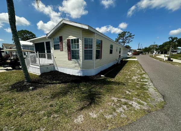 1996  Mobile Home For Sale