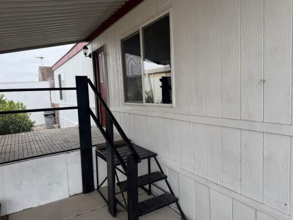 1982 Champion Manufactured Home