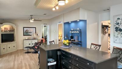 Photo 5 of 18 of home located at 108 Maple Dr Lady Lake, FL 32159