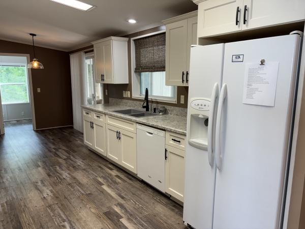 2003 Fleetwood Mobile Home