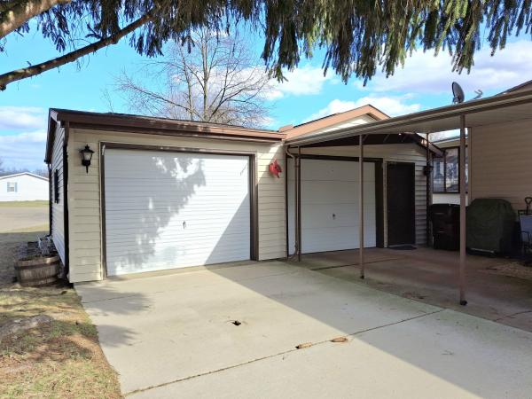 1985 Victorian Victorian Mobile Home