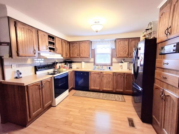 1985 Victorian Victorian Mobile Home