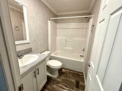 Photo 4 of 17 of home located at 118 Elmhurst Dr. Lockport, NY 14094