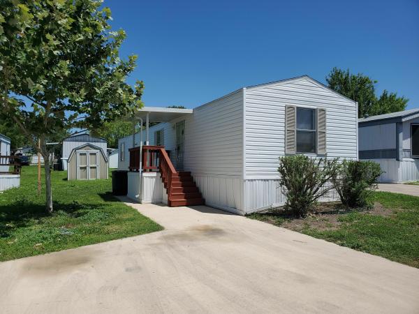 2006 Fleetwood Anniversary Mobile Home