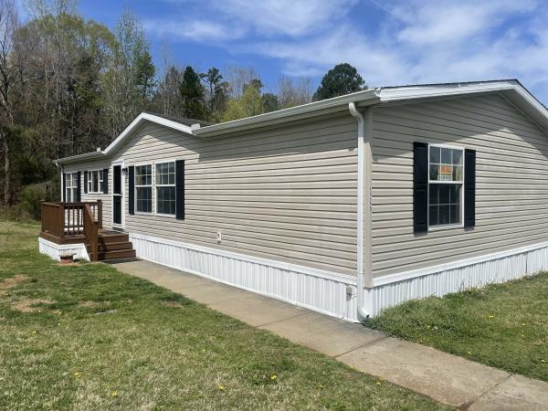 2007 Clayton Mobile Home For Sale